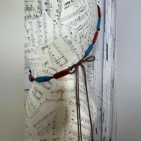 Save The Queen Belt Metal Logo Beads Tie OS - Picture 4 of 4